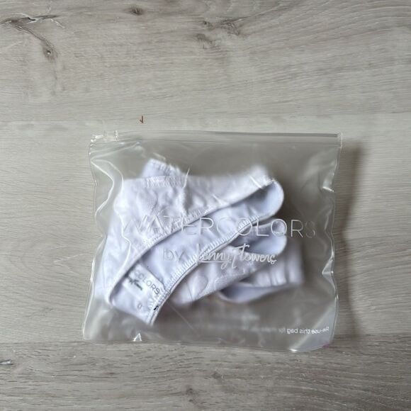 Kenny Flowers The Santorini White Floral Jacquard Sporty Bikini Bottom Small NWT - Picture 6 of 7